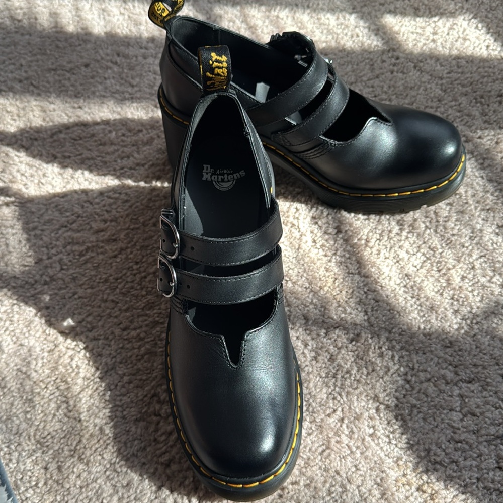 Dr. Martens Eviee- Women's 9 - Picture 4 of 12